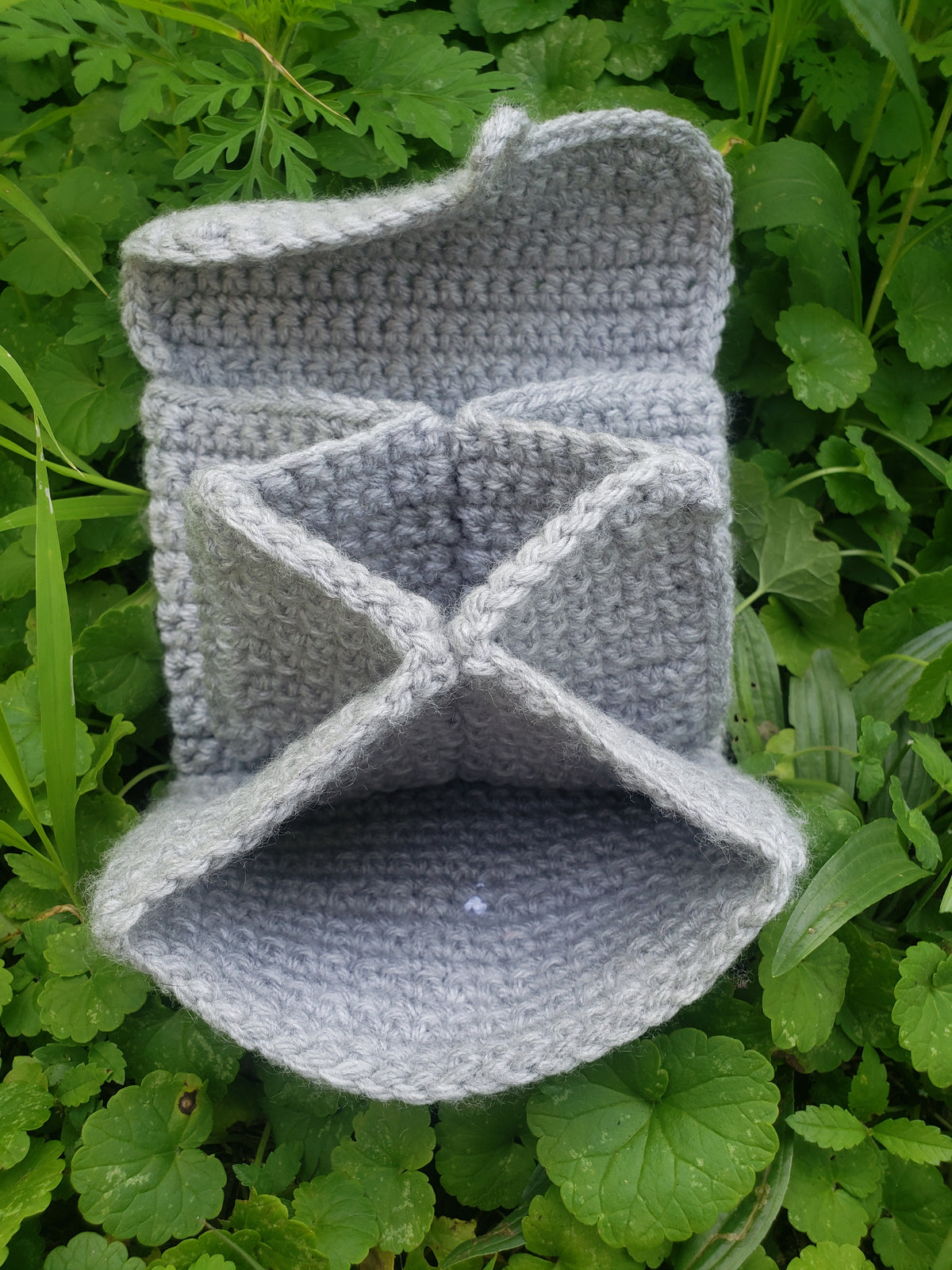 Crochet Tri-Fold Wallet
