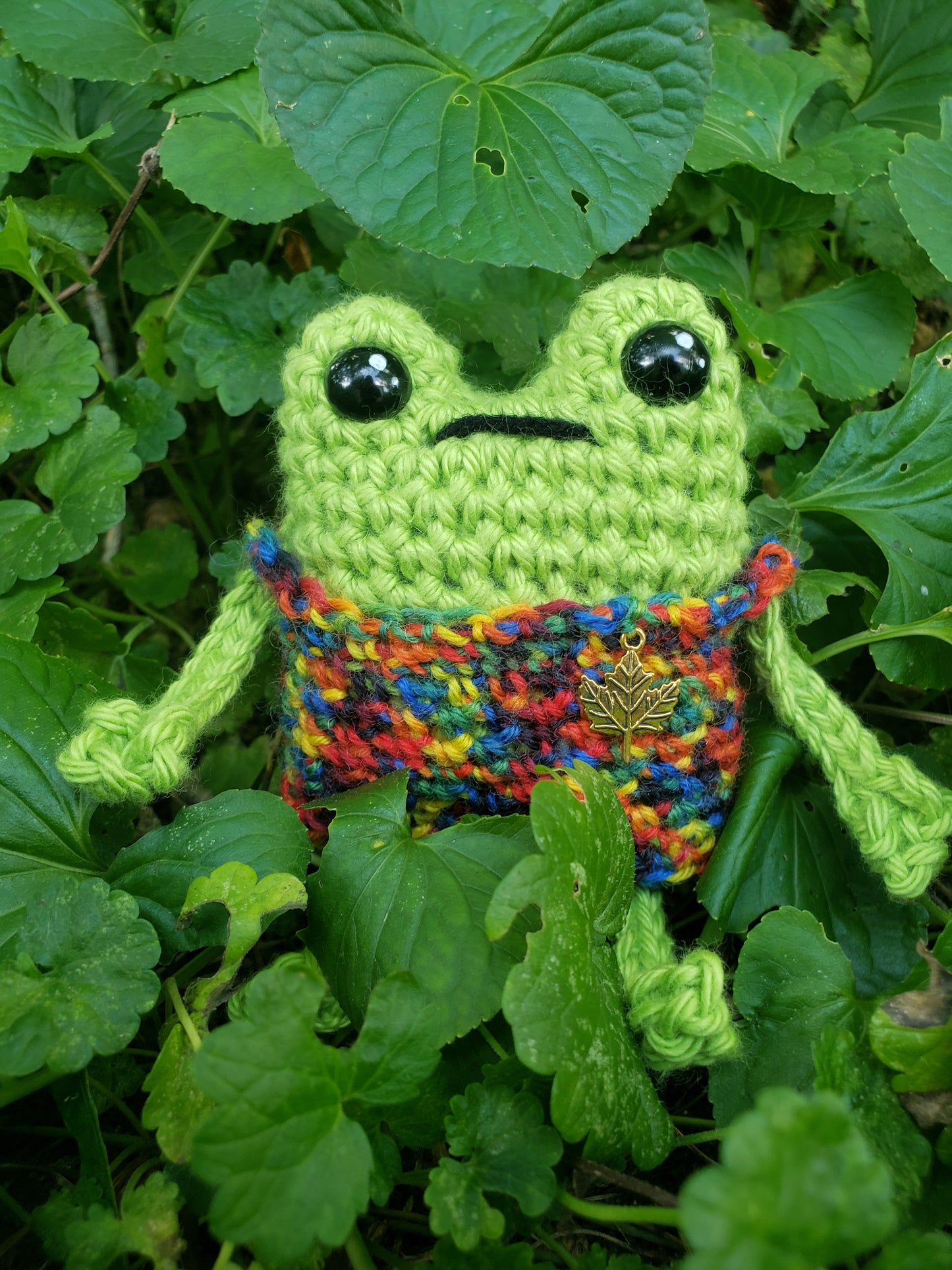Crochet Leggy Frog with Overalls